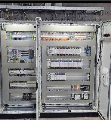 Regeltechnische Bekabeling Tilburg University — afbeelding 2